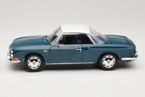 Volkswagen Karmann Ghia Type 34 1500 Sea Blue Norev 1:18 188646 Metal - imaginea 4 din 8