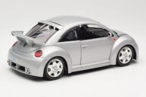 Volkswagen New Beetle RSi Argintiu Bburago 1:18 3306 Metal - imaginea 3 din 8