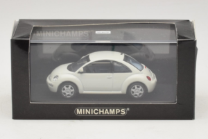 Volkswagen New Beetle Alb Minichamps 1:43 430058005 Metal - imaginea 4 din 4
