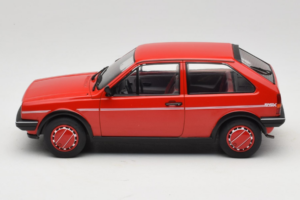 Volkswagen Polo II Coupe Fox MCG 1:18 MCG18523 Metal - imaginea 3 din 6