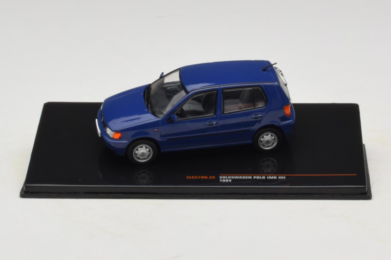 Volkswagen Polo Mk3 Albastru IXO 1:43 CLC579N Metal