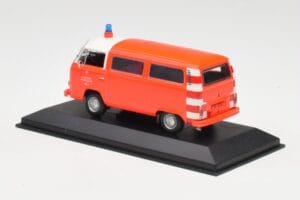 Volkswagen T2 Bus Pompieri Frankfurt Bare Roșii Minichamps 1:43 400053091-V1 Metal - imaginea 3 din 4