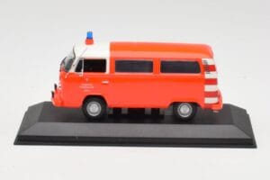 Volkswagen T2 Bus Pompieri Frankfurt Bare Roșii Minichamps 1:43 400053091-V1 Metal