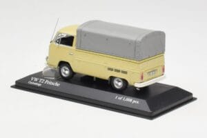 Volkswagen T2 Flatbed Bej Minichamps 1:43 400053204 Metal - imaginea 3 din 4