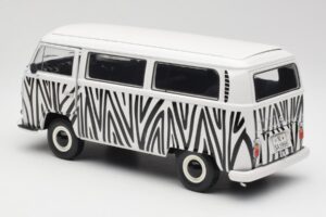 Volkswagen T2a Bus Safari Schuco 1:18 191 Metal - imaginea 7 din 8