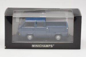 Volkswagen T3 Double Cab Flatbed Albastru Minichamps 1:43 400055260 Metal - imaginea 4 din 4
