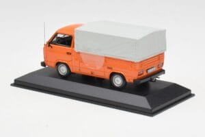 Volkswagen T3 Flatbed Portocaliu Minichamps 1:43 400055200 Metal - imaginea 3 din 4