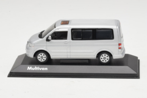Volkswagen T5 Bus Argintiu Minichamps 1:43 T5003 Metal