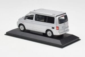 Volkswagen T5 California Argintiu Minichamps 1:43 7H8099300GPA7W Metal - imaginea 3 din 4