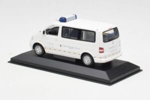 Volkswagen T5 Multivan Bundeswehr Medic de Urgență Prototip Minichamps 1:43 400052291-P1 Metal - imaginea 3 din 4