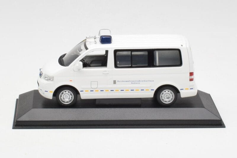 Volkswagen T5 Multivan Bundeswehr Medic de Urgență Prototip Minichamps 1:43 400052291-P1 Metal