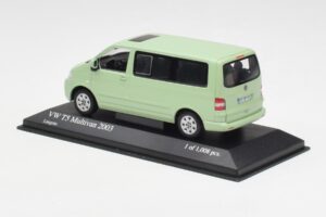Volkswagen T5 Multivan California Verde Limetă Minichamps 1:43 400052201 Metal - imaginea 3 din 4