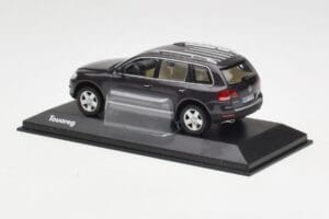 Volkswagen Touareg Gri Minichamps 1:43 TOUAREG001 Metal - imaginea 3 din 4