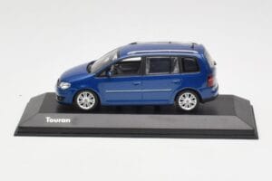 Volkswagen Touran Albastru Minichamps 1:43 TOURAN002 Metal