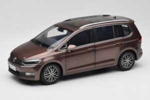 Volkswagen Touran 5T Maro Paudi Model 1:18 ZVE000003BRA Metal