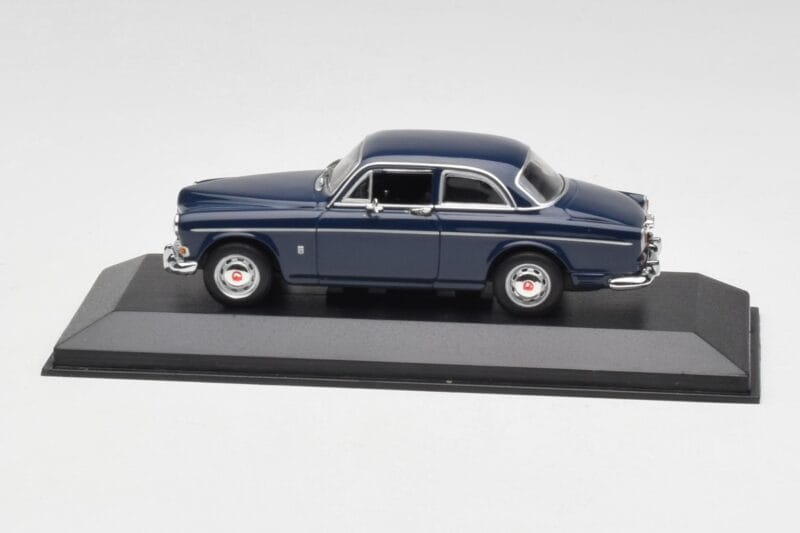 Volvo 121 Amazon Albastru Închis Minichamps 1:43 Volvo 121 Amazon Albastru Închis Minichamps 1:43 VOLVO012 Metal
