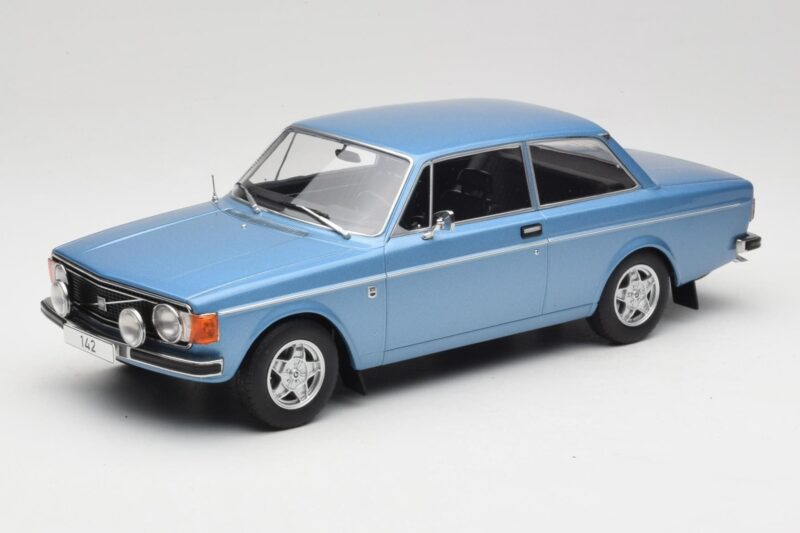 Volvo 142 Albastru Deschis MCG 1:18 MCG18444 Metal