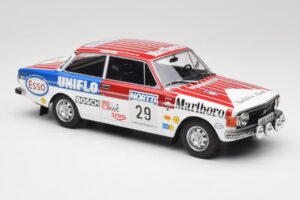 Volvo 142 #29 M. Alen / I. Kivimaki Rally 1000 Lakes 1973 MCG 1:18 MCG18528R Metal - imaginea 4 din 6