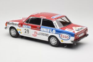 Volvo 142 #29 M. Alen / I. Kivimaki Rally 1000 Lakes 1973 MCG 1:18 MCG18528R Metal - imaginea 5 din 6