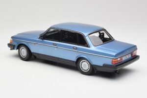 Volvo 240 GL Albastru Metalizat Minichamps 1:18 155171404 Metal - imaginea 5 din 6