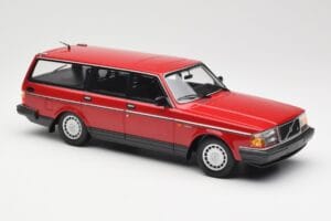 Volvo 240 GL Break Roșu Minichamps 1:18 155171411 Metal - imaginea 4 din 6