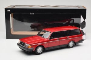 Volvo 240 GL Break Roșu Minichamps 1:18 155171411 Metal - imaginea 6 din 6