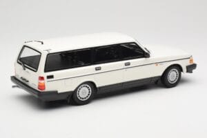 Volvo 240 GL Break Alb Minichamps 1:18 155171412 Metal - imaginea 2 din 6