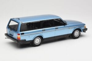 Volvo 240 GL Estate Blue Metallic Minichamps 1:18 155171414 Metal - imaginea 2 din 6