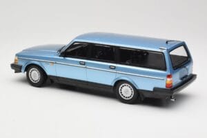 Volvo 240 GL Estate Blue Metallic Minichamps 1:18 155171414 Metal - imaginea 5 din 6