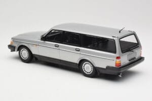 Volvo 240 GL Estate Argintiu Minichamps 1:18 155171416 Metal - imaginea 5 din 6