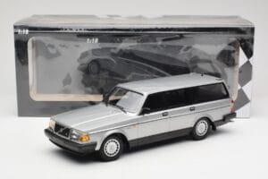 Volvo 240 GL Estate Argintiu Minichamps 1:18 155171416 Metal - imaginea 6 din 6