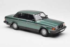 Volvo 240 GL Verde Metalizat Minichamps 1:18 155171400 Metal - imaginea 4 din 6