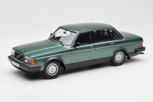Volvo 240 GL Verde Metalizat Minichamps 1:18 155171400 Metal