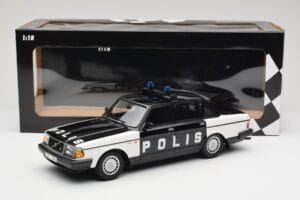 Volvo 240 GL Polis Sweden Negru Minichamps 1:18 155171497 Metal - imaginea 6 din 6