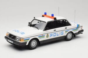 Volvo 240 GL Polis Sweden Minichamps 1:18 155171490 Metal