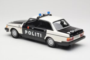 Volvo 240 GL Politi Norway Negru Minichamps 1:18 155171496 Metal - imaginea 5 din 6
