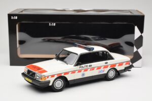 Volvo 240 GL Politie Netherlands Minichamps 1:18 155171498 Metal - imaginea 6 din 6