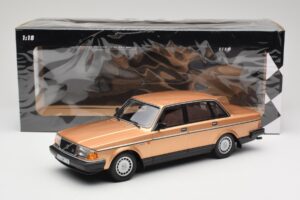 Volvo 240 GL Auriu Minichamps 1:18 155171405 Metal - imaginea 6 din 6