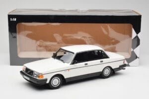 Volvo 240 GL Alb Minichamps 1:18 155171402 Metal - imaginea 6 din 6
