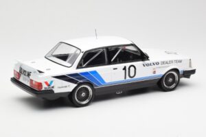 Volvo 240 Turbo #10 R. Francevic Winner ATCC 1986 IXO 1:18 18RMC176 Metal - imaginea 2 din 6