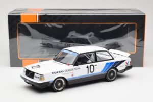 Volvo 240 Turbo #10 R. Francevic Winner ATCC 1986 IXO 1:18 18RMC176 Metal - imaginea 6 din 6