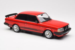 Volvo 240 Turbo Roșu Custom IXO 1:18 18CMC177 Metal - imaginea 4 din 5