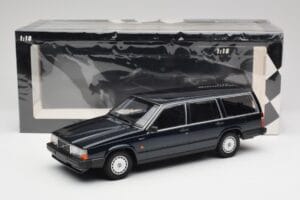 Volvo 740 GL Break Verde Închis Metalizat Minichamps 1:18 155171771 Metal - imaginea 6 din 6