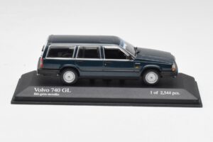 Volvo 740 GL Estate Albastru Verde Metalic Minichamps 1:43 943171713 Metal