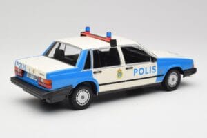 Volvo 740 GL Poliția Suedeză Minichamps 1:18 155171791 Metal - imaginea 2 din 6