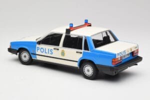 Volvo 740 GL Poliția Suedeză Minichamps 1:18 155171791 Metal - imaginea 5 din 6