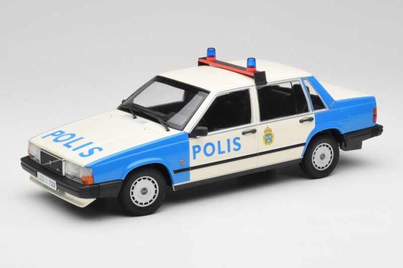 Volvo 740 GL Poliția Suedeză Minichamps 1:18 155171791 Metal
