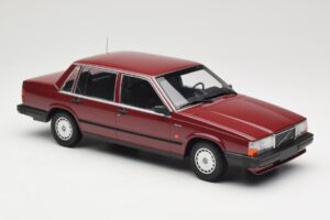Volvo 740 GL Roșu Minichamps 1:18 155171704 Metal - imaginea 4 din 6