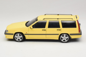 Volvo 850 T-5R Break Cream Yellow AUTOart 1:18 79506 Metal - imaginea 4 din 8