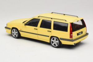 Volvo 850 T-5R Break Cream Yellow AUTOart 1:18 79506 Metal - imaginea 7 din 8